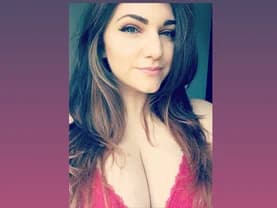 WebCAM von 34HHGamerGirlHannah