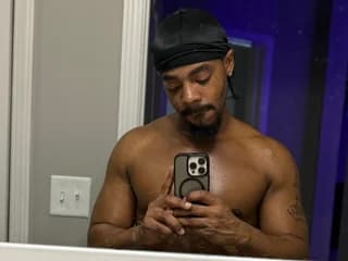 WebCAM of AlexTheGreat27