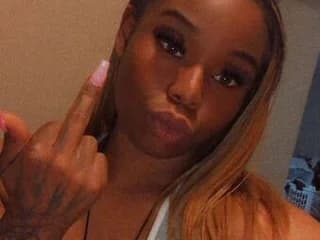 WebCAM of KupkakeKayla