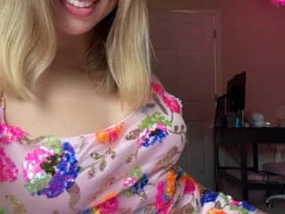 WebCAM of The_Blondiee
