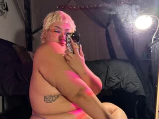 ThickAsianMami WebCAM 