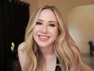 pintsizedblonde WebCAM 